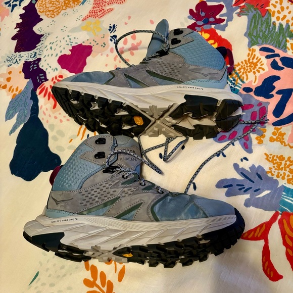 Hoka Anacapa Mid GTX Hiking boots - EUC - like new! - Picture 5 of 12